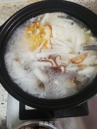网红奶白鲫鱼汤的做法步骤：5