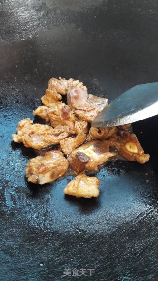 排骨炖大花豆的做法步骤：7