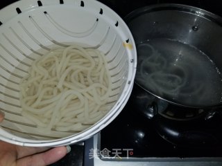 黑虎虾遇见乌冬面的做法步骤：4