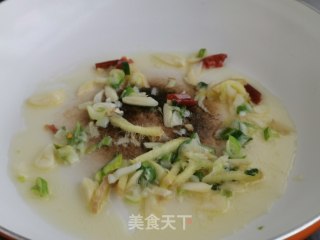 小炒扇贝肉的做法步骤：6