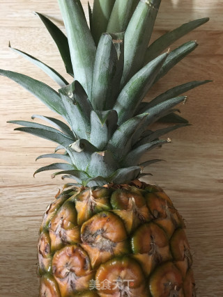 银耳凤梨甜汤的做法步骤：1