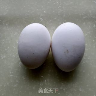 鹅蛋炒粉皮的做法步骤：1