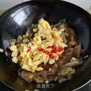 鹅蛋炒粉皮的做法步骤：14