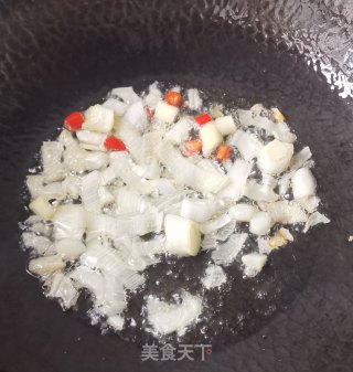 尖椒紫茄条的做法步骤：2