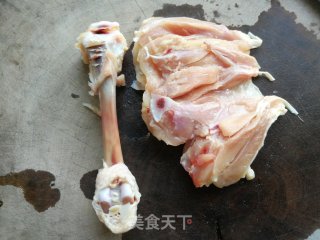 香煎鸡腿的做法步骤：2