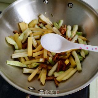 土豆芸豆炖肉的做法步骤：5