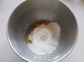 小南瓜面包的做法步骤：2