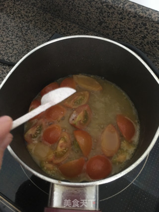 番茄鸡腿炒饭的做法步骤：8