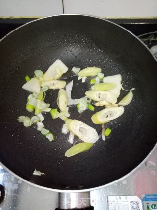 春笋豆腐汤的做法步骤：3