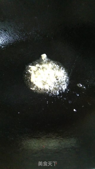 蒜香绿豆芽的做法步骤：2