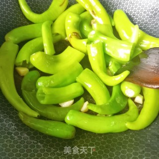 青椒荷包蛋的做法步骤：5
