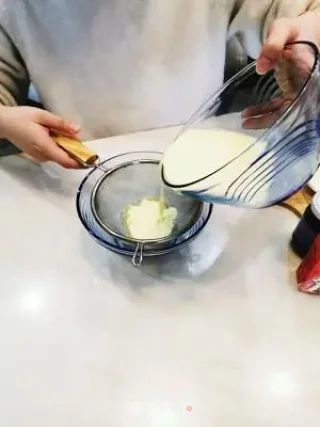 旺仔牛奶蛋挞的做法步骤：3