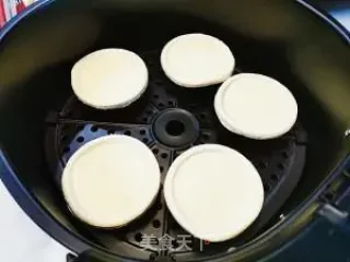 旺仔牛奶蛋挞的做法步骤：6
