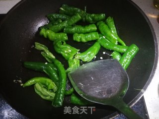 辣椒炒荷包蛋的做法步骤：4