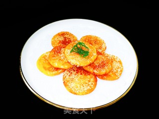 南瓜芝麻糯米饼的做法步骤：1