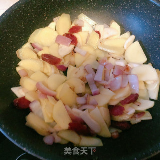 鱼香蘑菇土豆片的做法步骤：4