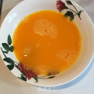 韭菜炒鸡蛋的做法步骤：2