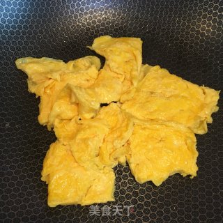 韭菜炒鸡蛋的做法步骤：3