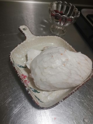 鲜榨椰汁的做法步骤：4
