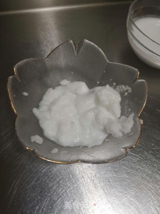 鲜榨椰汁的做法步骤：9