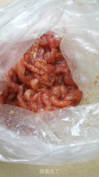 青椒炒肉的做法步骤：5