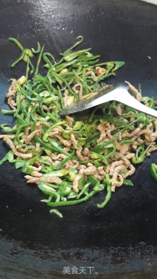 青椒炒肉的做法步骤：9