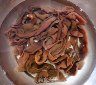 海肠拌蒜苔胡萝卜#酸辣美食#的做法步骤：5