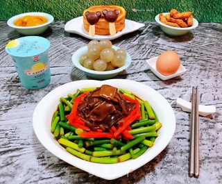 海肠拌蒜苔胡萝卜#酸辣美食#的做法步骤：15