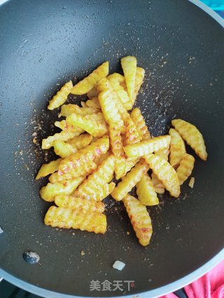 香辣土豆条的做法步骤：11
