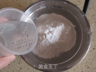 Q弹打糕，吃一块满口香甜的做法步骤：1