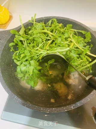 西洋菜猪骨汤的做法步骤：4