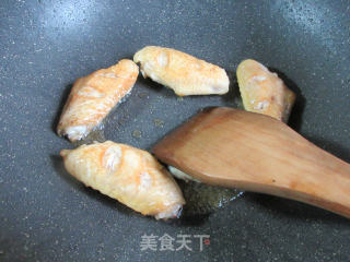 苹果烧中翅的做法步骤：6