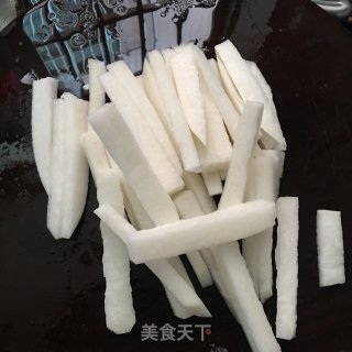 酸辣白萝卜的做法步骤：2