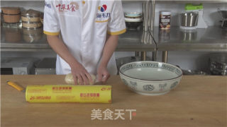 酥脆油条的做法的做法步骤：3