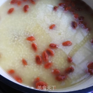 枸杞小米粥的做法步骤：7