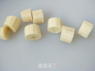 酥炸香蕉的做法步骤：2