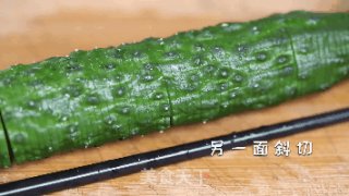 凉拌黄瓜的做法步骤：2