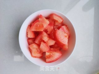 茴香番茄炒鸡蛋的做法步骤：3