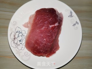 蟹味菇炒肉的做法步骤：1