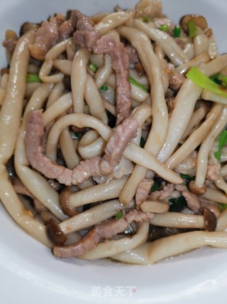 蟹味菇炒肉的做法步骤：8