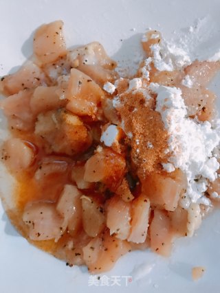 蒜薹炒鸡胸肉的做法步骤：1
