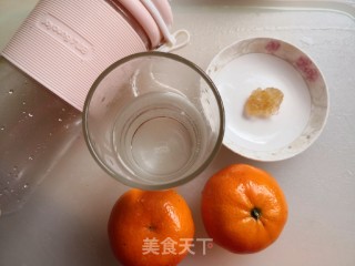 橘子汁的做法步骤：1