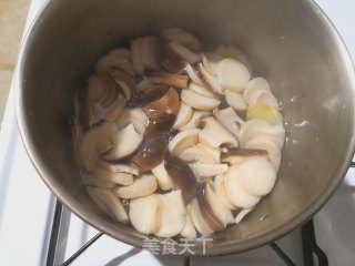 金沙杏鲍菇的做法步骤：3