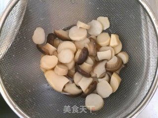 金沙杏鲍菇的做法步骤：4