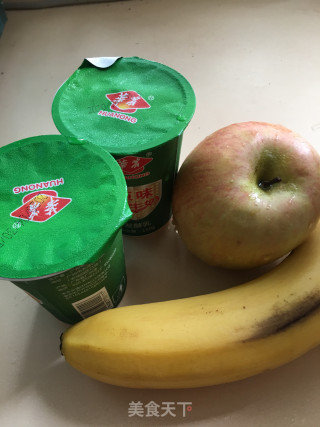 香蕉苹果酸奶昔的做法步骤：1