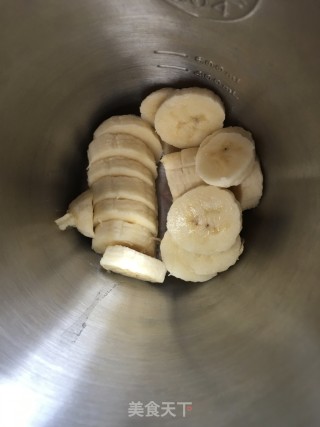 香蕉苹果酸奶昔的做法步骤：3