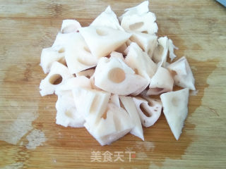排骨莲藕煲的做法步骤：6