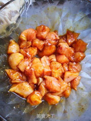 鸡肉串的做法步骤：2