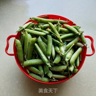 腊肠豌豆饭的做法步骤：1