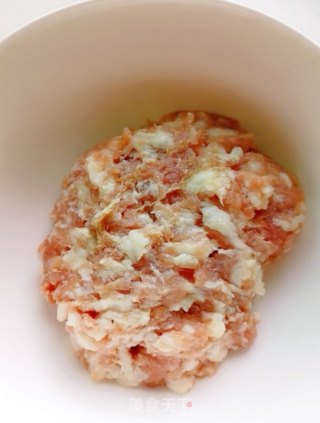 鲜肉包的做法步骤：2